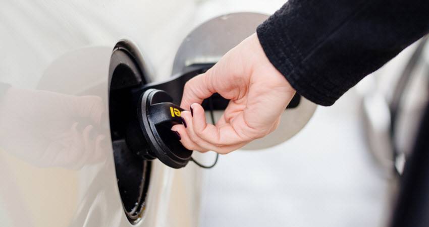 Why A Loose Fuel Cap Can Trigger Your Audi’s Warning Lights