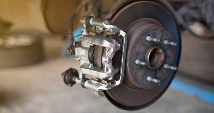 Land Rover Rear Brake Caliper Check